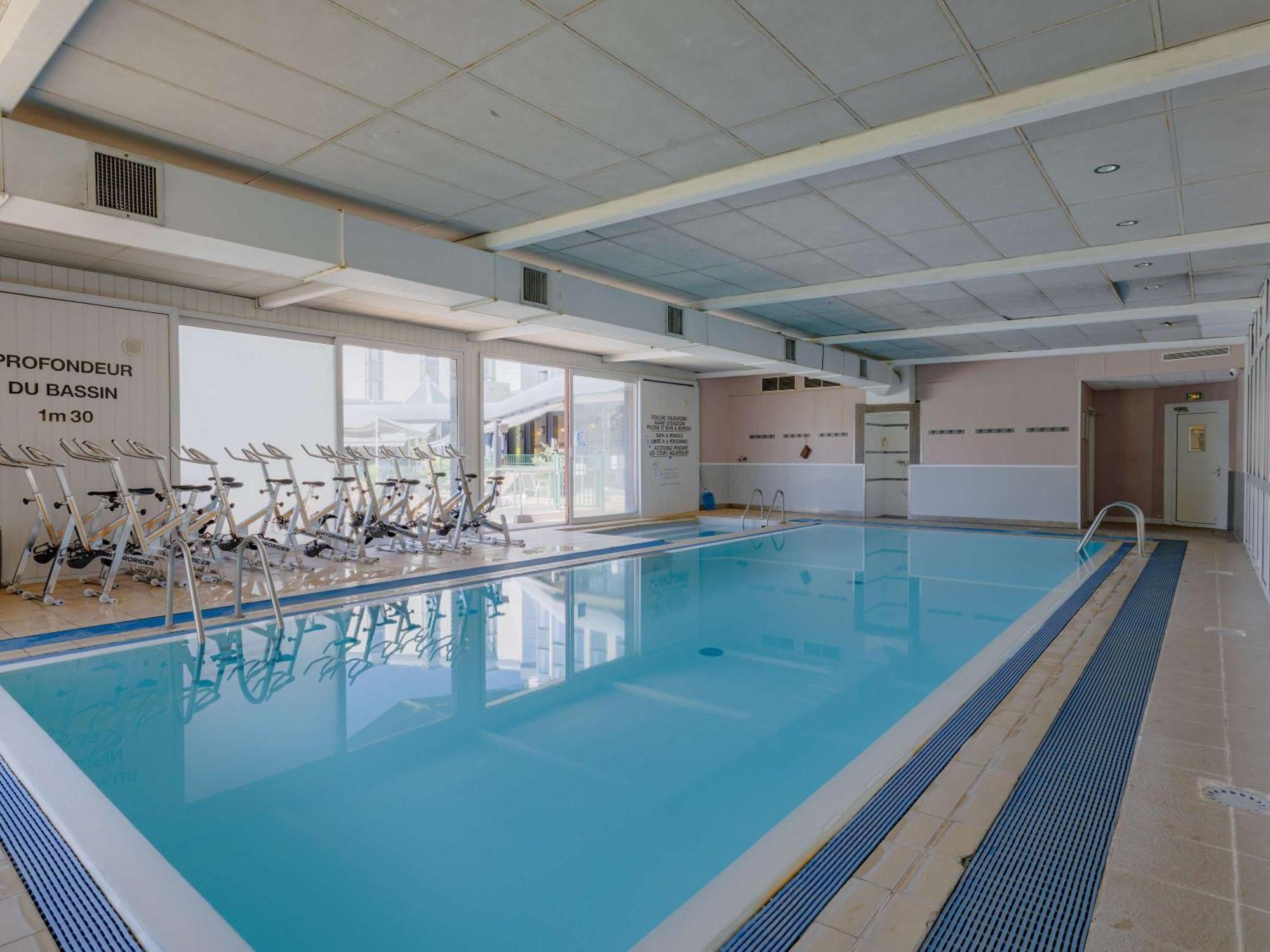 Mercure Lyon Est Villefontaine Eksteriør billede