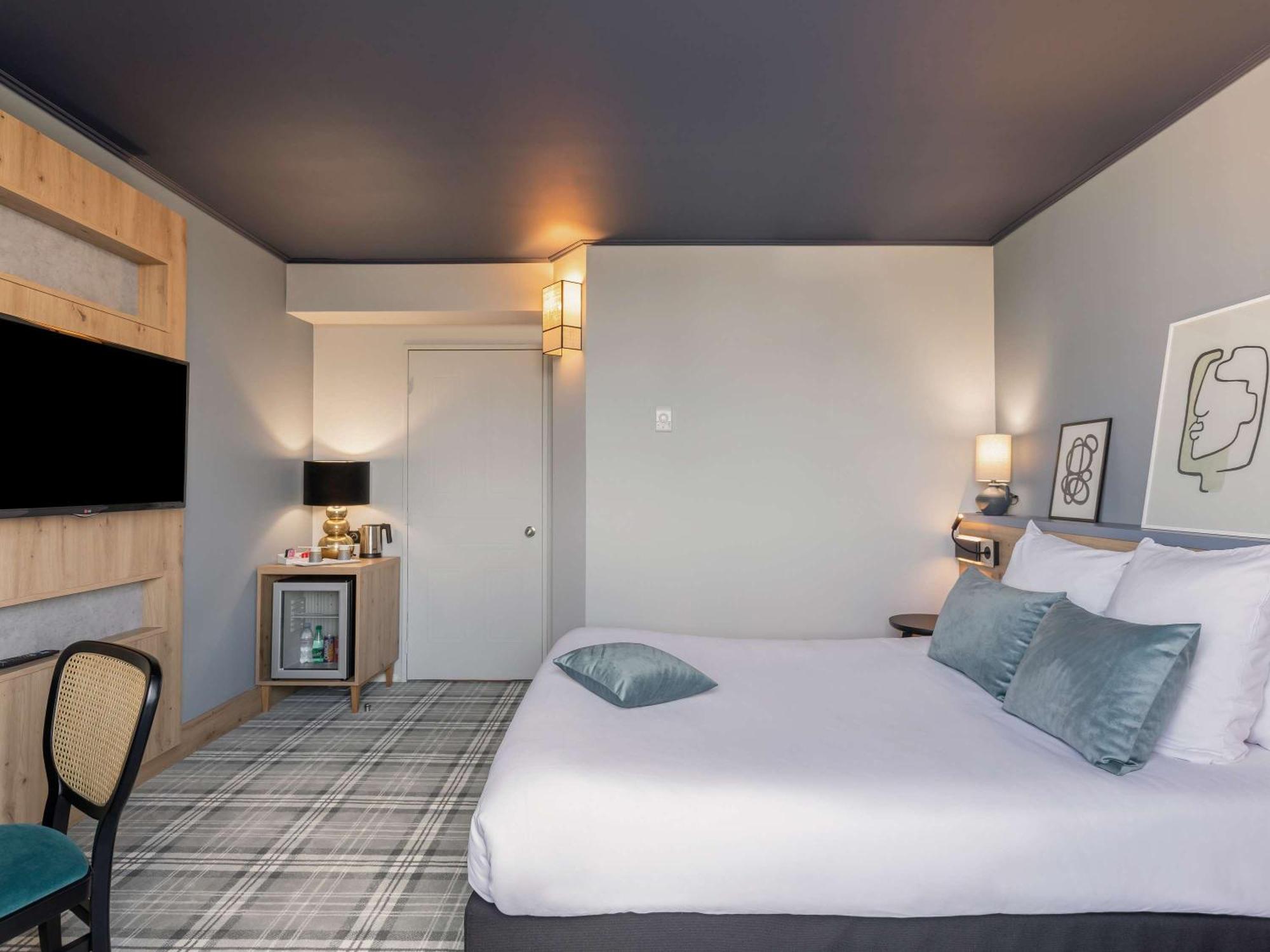 Mercure Lyon Est Villefontaine Eksteriør billede